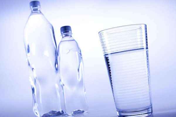 健康饮水不能少了有机硅消泡剂1