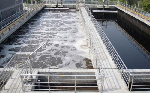 应用于工业污水中的工业污水处理消泡剂
